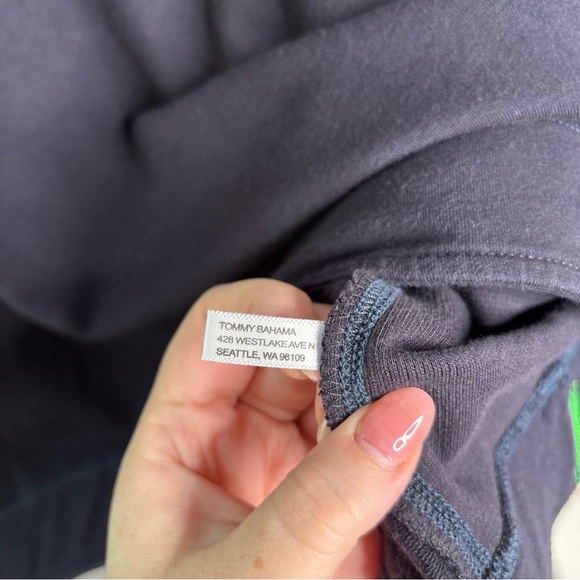 Tommy Bahama Seattle Seahawks Pullover Sweater size 2XL - Picture 4 of 8